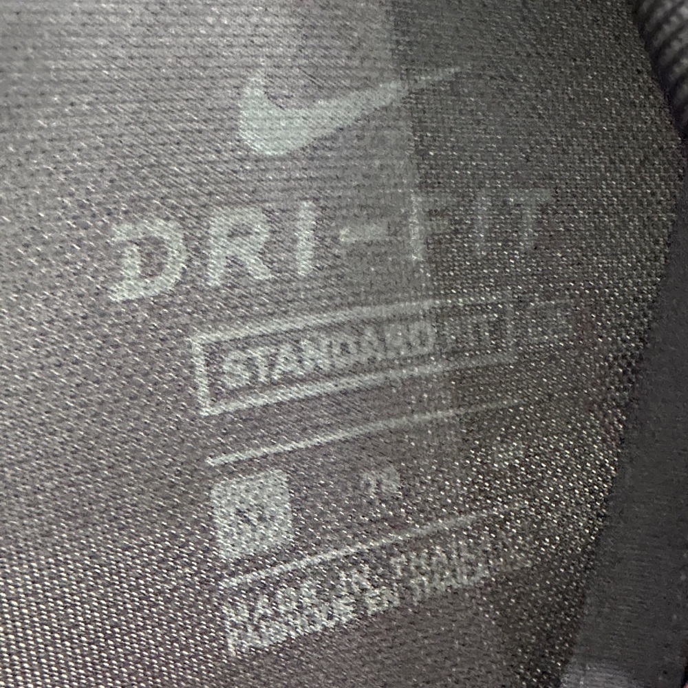Nike Men's Dark Gray Golf Shirt - Picture 2 of 4